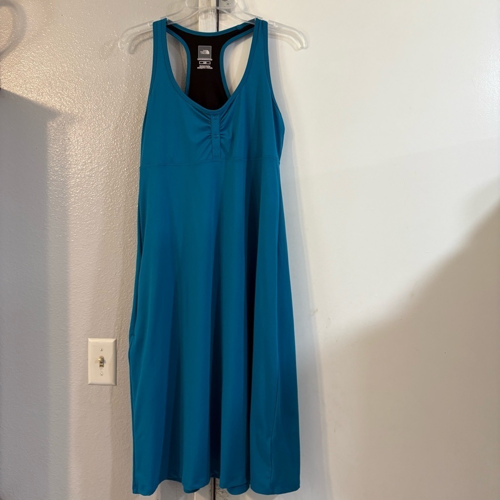 The North Face Abby Dress Women's M Teal Racer Back Outdoor UPF30 Large Hike - Picture 2 of 11